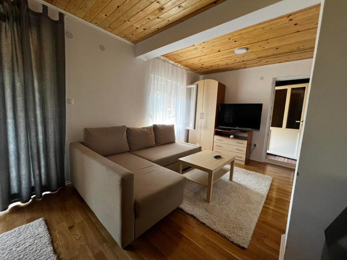 فندق Ljubav Stara Zaovine Lazici المظهر الخارجي الصورة