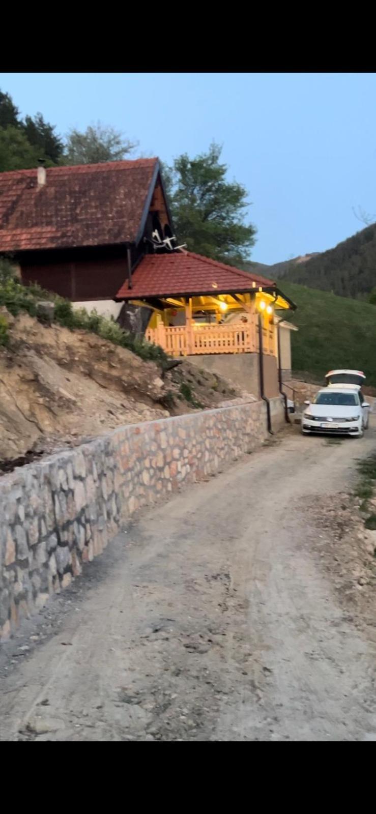فندق Ljubav Stara Zaovine Lazici المظهر الخارجي الصورة